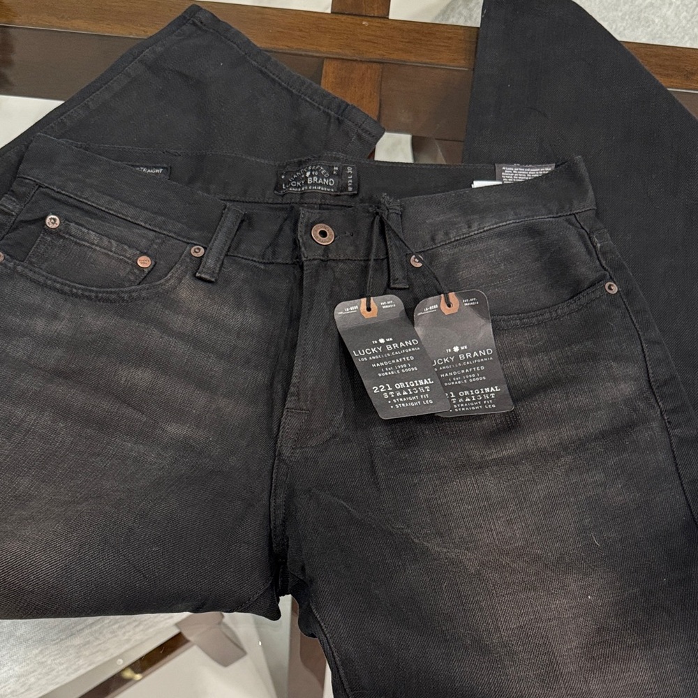 Lucky Brand Men's Dark Gray Slim Straight Jeans 33Wx30L